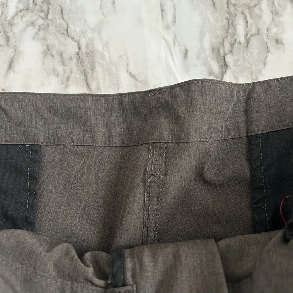 Dixxon | men’s size 44 performance golf shorts lot of 2 shorts black and gray - Picture 10 of 14